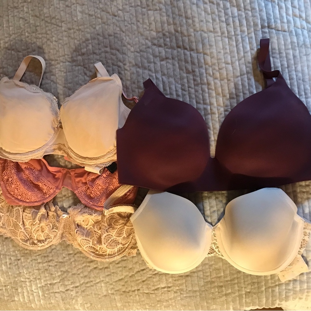 5 bras Tommy John, Wacoal, Natori, Chantelle, Lively.